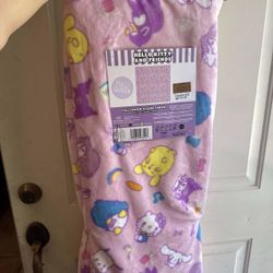 Hello Kitty And Friends Queen Blanket 