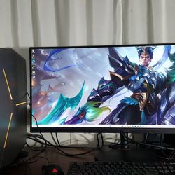 Alienware R7 I7-8700 6cores 16GB RAM 512GB SSD W11 8GB 1070 Card