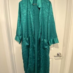 Vintage Green Victoria's Secret robe #glamour