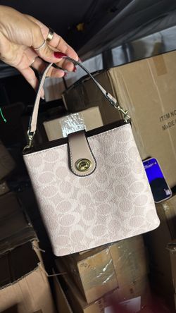 Bonita bolsa coach