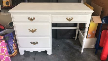 White antique vanity