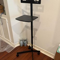 Portable TV Stand With Wheels, Come With  Trey,  Adjustable High And Low, Excellent Condition Like New, Barely Use, Come Complate
