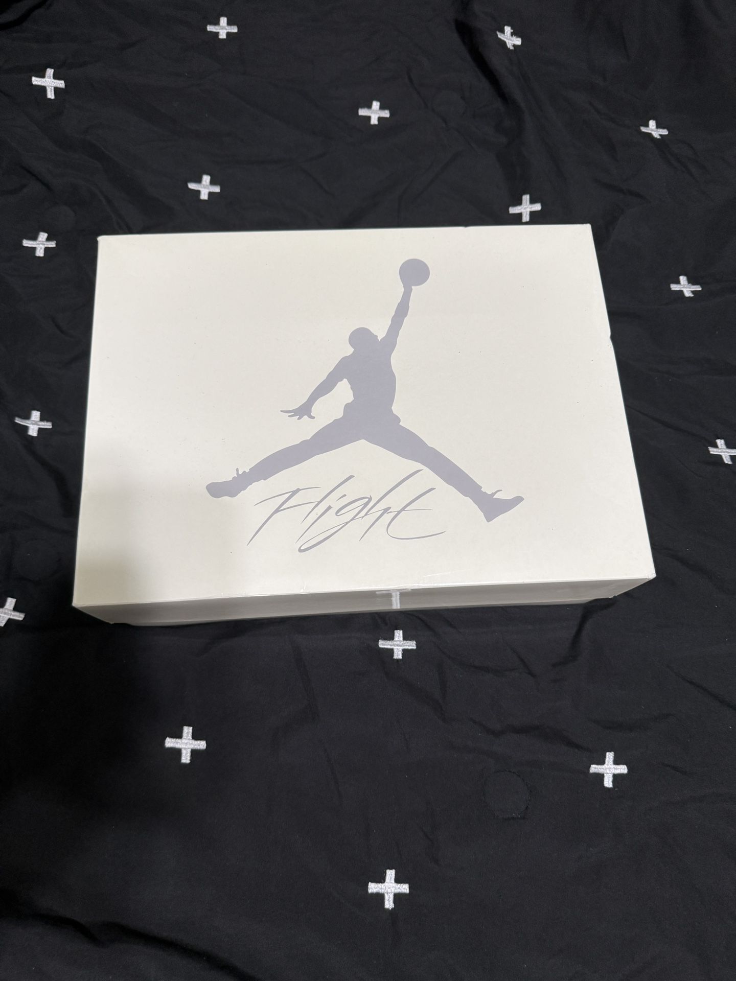 Jordan 4’s SB NAVY 
