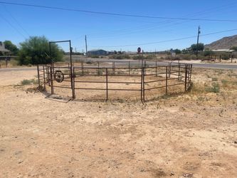 Round Pen
