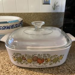 Vintage CorningWare “La Marjolaine” 2-Quart Casserole Dish with Glass Lid
