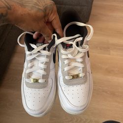 Nike Ken Griffey Jr. x Air Force 1 '07 LV8 'Jr. & Sr.' sneaker. 