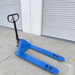 5500 LBS PALLETJACK