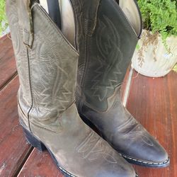 Cow Gril Boots ,, Gril Size 1.5