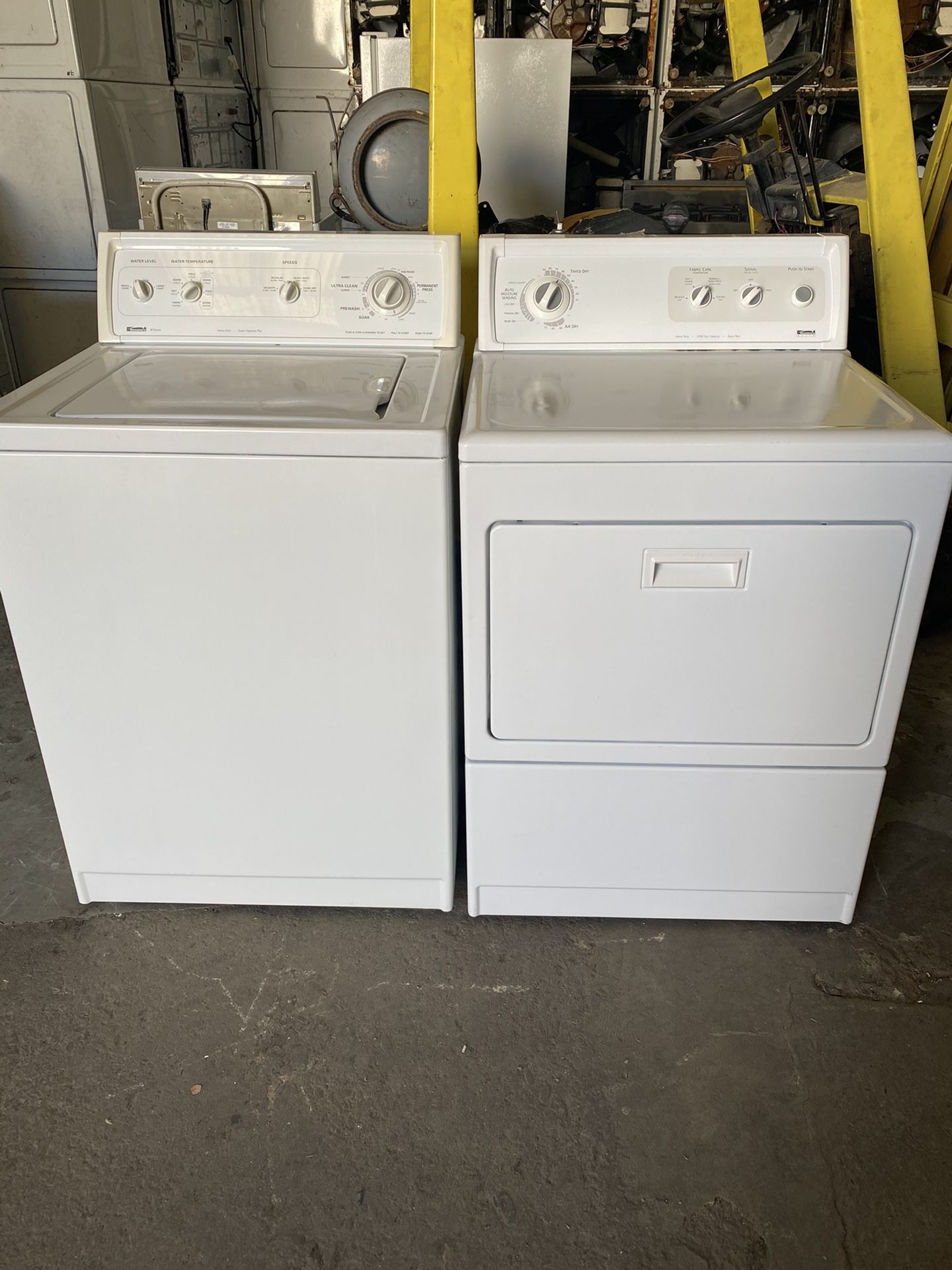 Set washer and dryer kenmore the dryer is gas good condition 90 days warranty