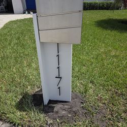 Mail Box 