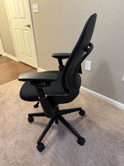Steelcase Leap V2 Ergonomic Office Chair – Fully Loaded – Black