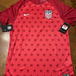 NIKE USA JERSEY LARGE NEW 
