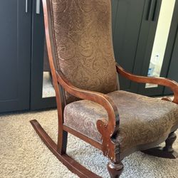 Chairs/Daybed:desk/ TV