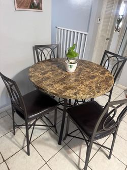 Table/Free delivery