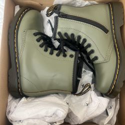 Doc Martens For Boys