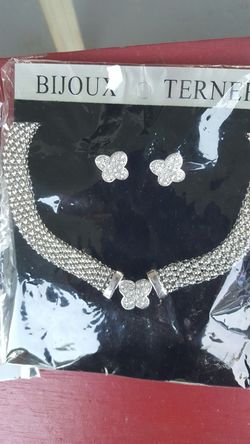 Necklace /Earring sets 14sets at..$20 each