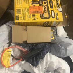 Dewalt 1600amp New Car Jumper In The Box 