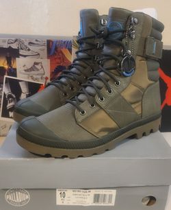 Palladium tactic boots Waterproof Men's Size 8,  Woman's Size 10