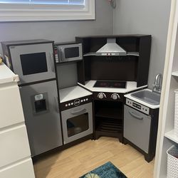 Pretend Kitchen