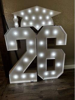 26 graduation decor
