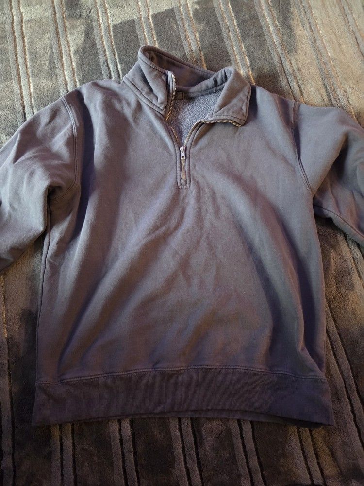 BRANDY MELVILLE SWEATSHIRT Small/medium