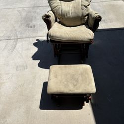 Rocking Chair 