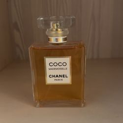 Chanel perfume