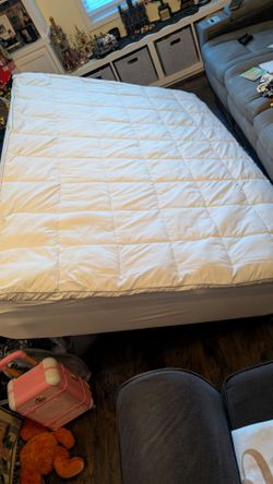 Full size Vibe Gel Memory Foam Mattress, 12-Inch with serta mattress topper