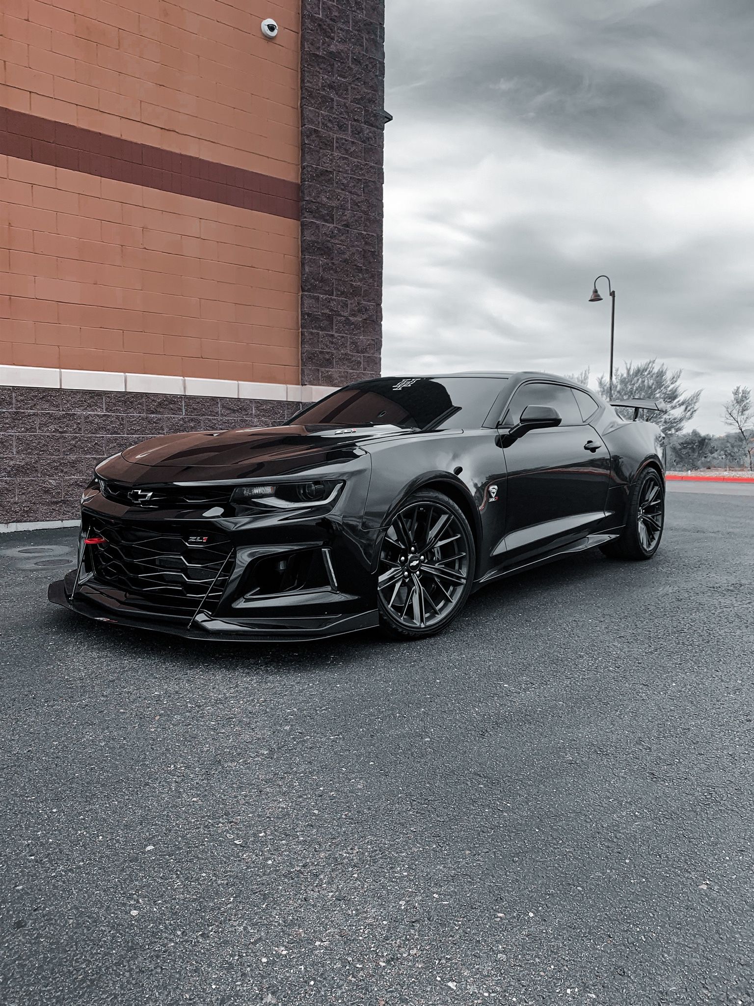 20” CAMARO ZL1 OEM WHEELS AND TIRES