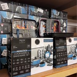 Venus Nonstick Aluminum 16-Pc. Cookware Set - Navy, New in Box