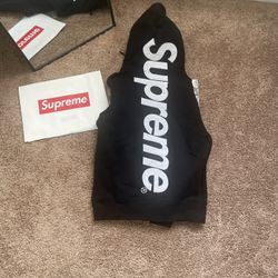 SUPREME HOODIE