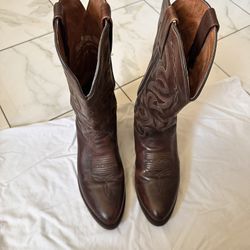 Men’s Size 8 Dan Post Leather Boots