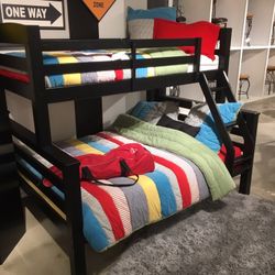 💥HUGE Blowout Furniture Sale!💥 Wooden Black Bunkbed W/ Slats Brand New In Box! $50 Down Takes It Home Today!