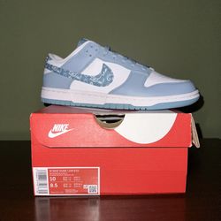 Nike Women Dunk Paisley Blue  Size 10W (8.5 men)  
