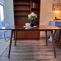 Wooden Mid-Century Dinning Room Table 