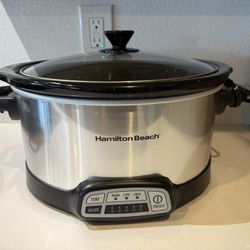 Slow Cooker - LIKE NEW 