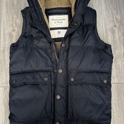 Abercrombie & Fitch Men’s Vest - Medium