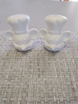 Disney Mickey Mouse Salt And Pepper Shakers