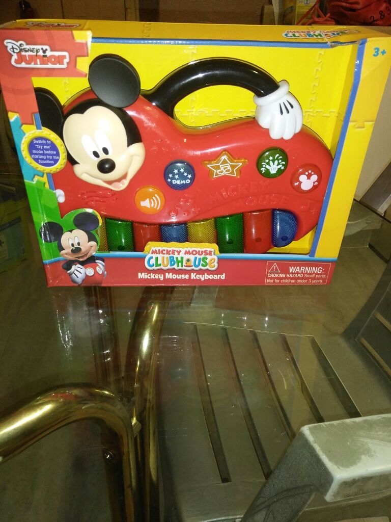 Mickey mouse keyboard