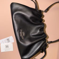 Coach Faye Shoulder Bag