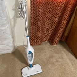 Black Decker Steam Mop $20 Used 