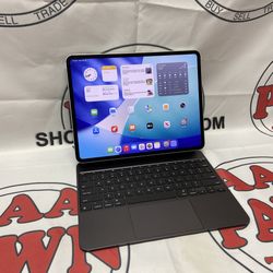 Apple iPad Pro 13-inch MDYK4LL/A 256GB M5 Wi-Fi w/ MAGIC KEYBOARD 11057363