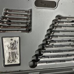 Vintage Craftsman Case - 26pc Metric Wrench