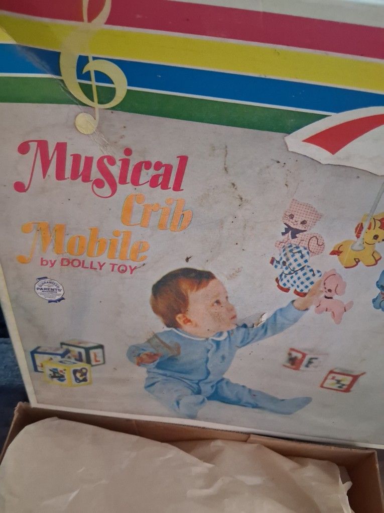 Vintage Musical Crib Mobile  New $20.00