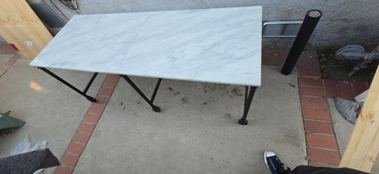 Kitchen table