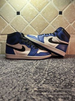 Jordan 1 “Game Royal” -Size 9.5M -Og all -Used -Shipping available 