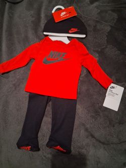 Newborn NIKE 3 Piece Set