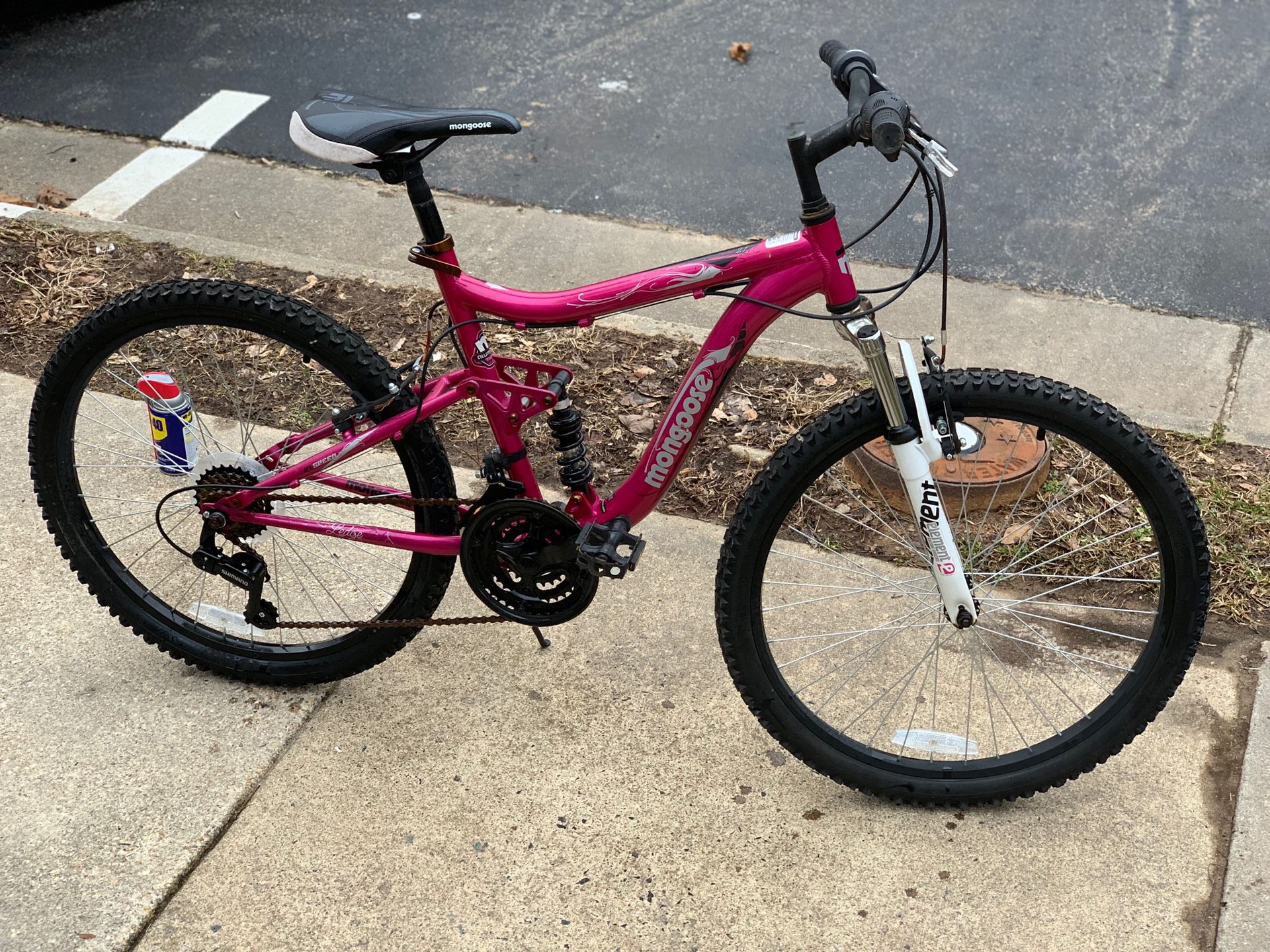 24-inch Mongoose Ledge 2.1 Girls' Mountain Bike