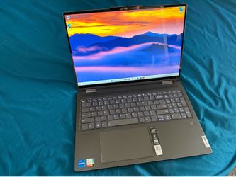 Lenovo Yoga 7i 16” 2-in-1 Touchscreen Laptop | Intel i5-1335U | 8GB RAM | 512GB SSD