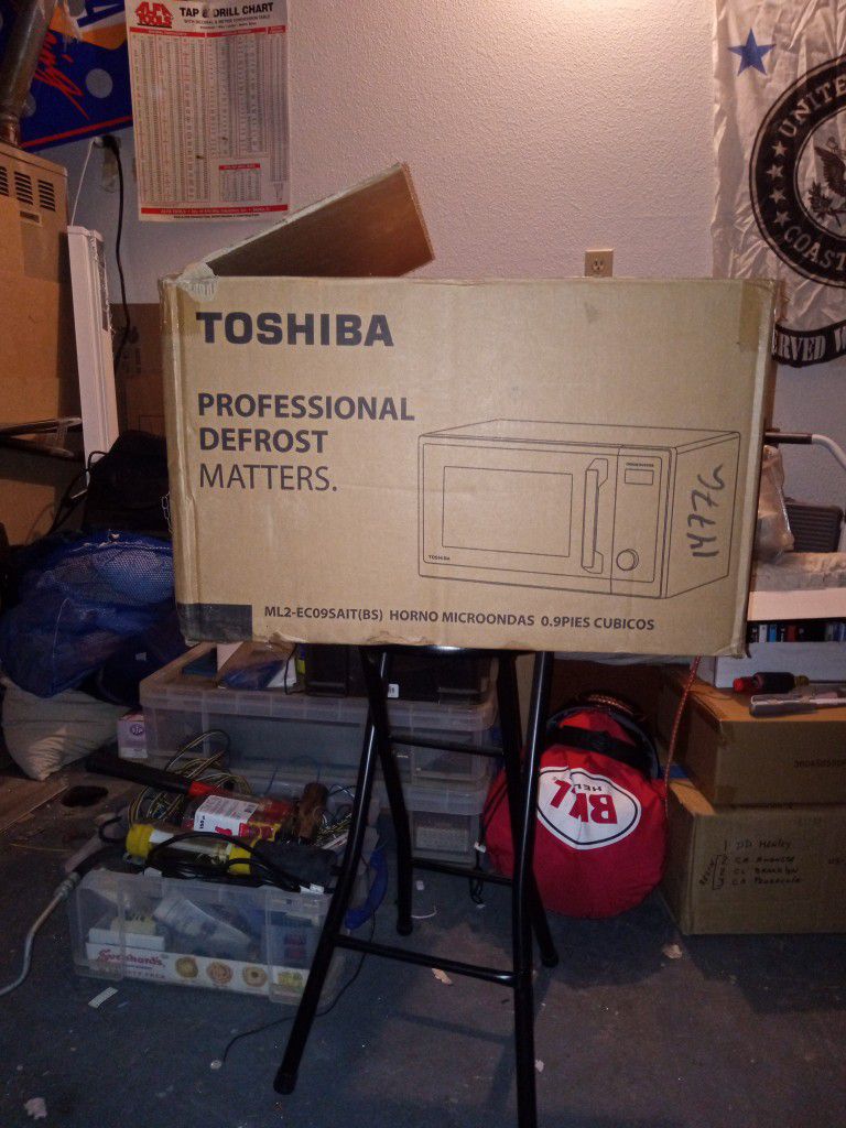 I Have One Brand New Never Been Used Still In The Box Toshiba Microwave